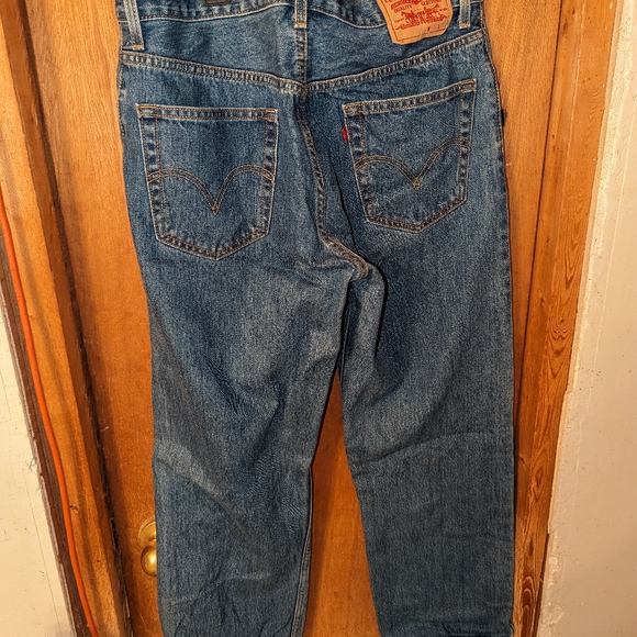 Levi relax fit 36x30 - Picture 3 of 4